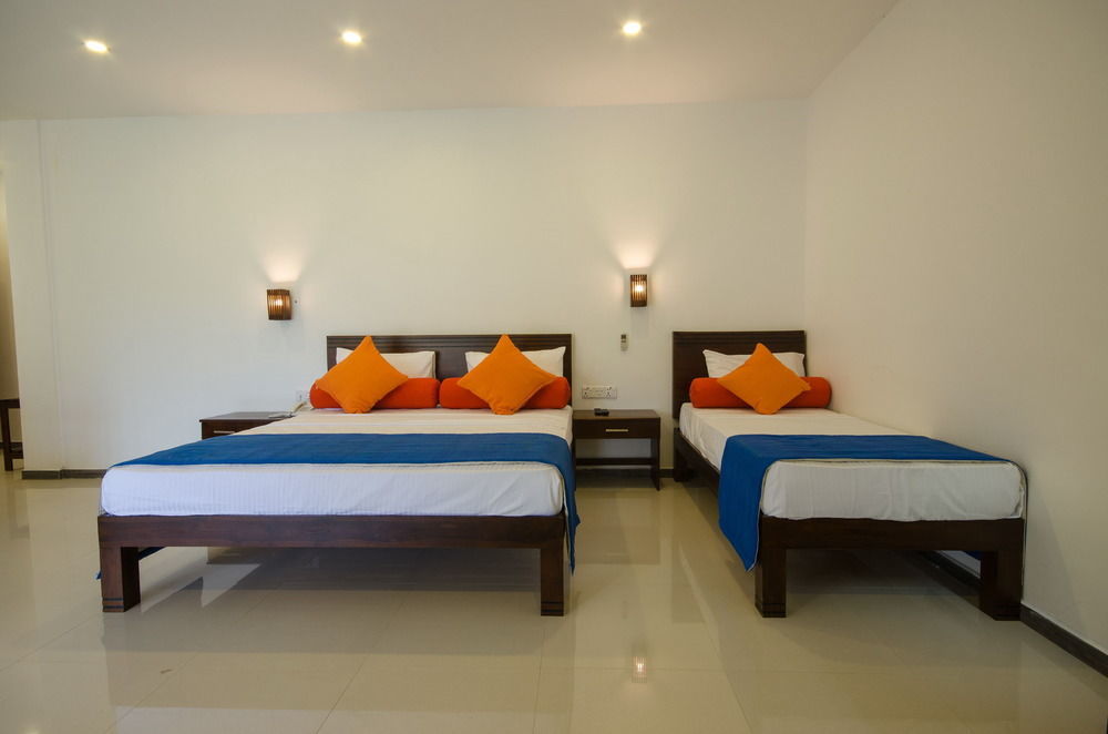 Okwin Resort Kandy Ngoại thất bức ảnh